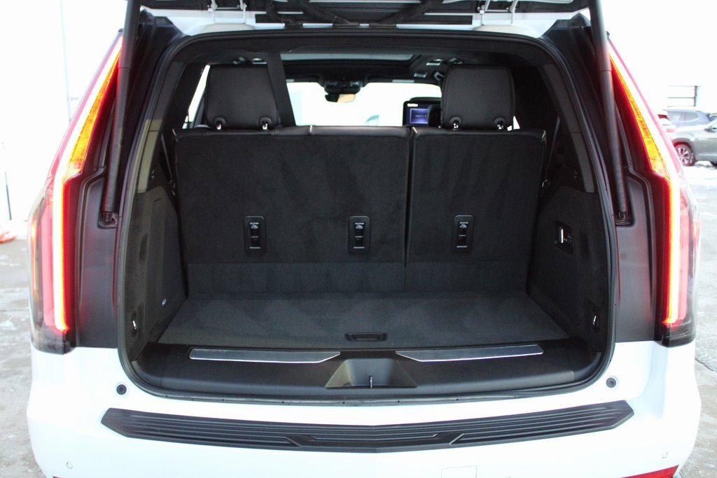 Used 2023 Cadillac Escalade Sport Platinum image 31