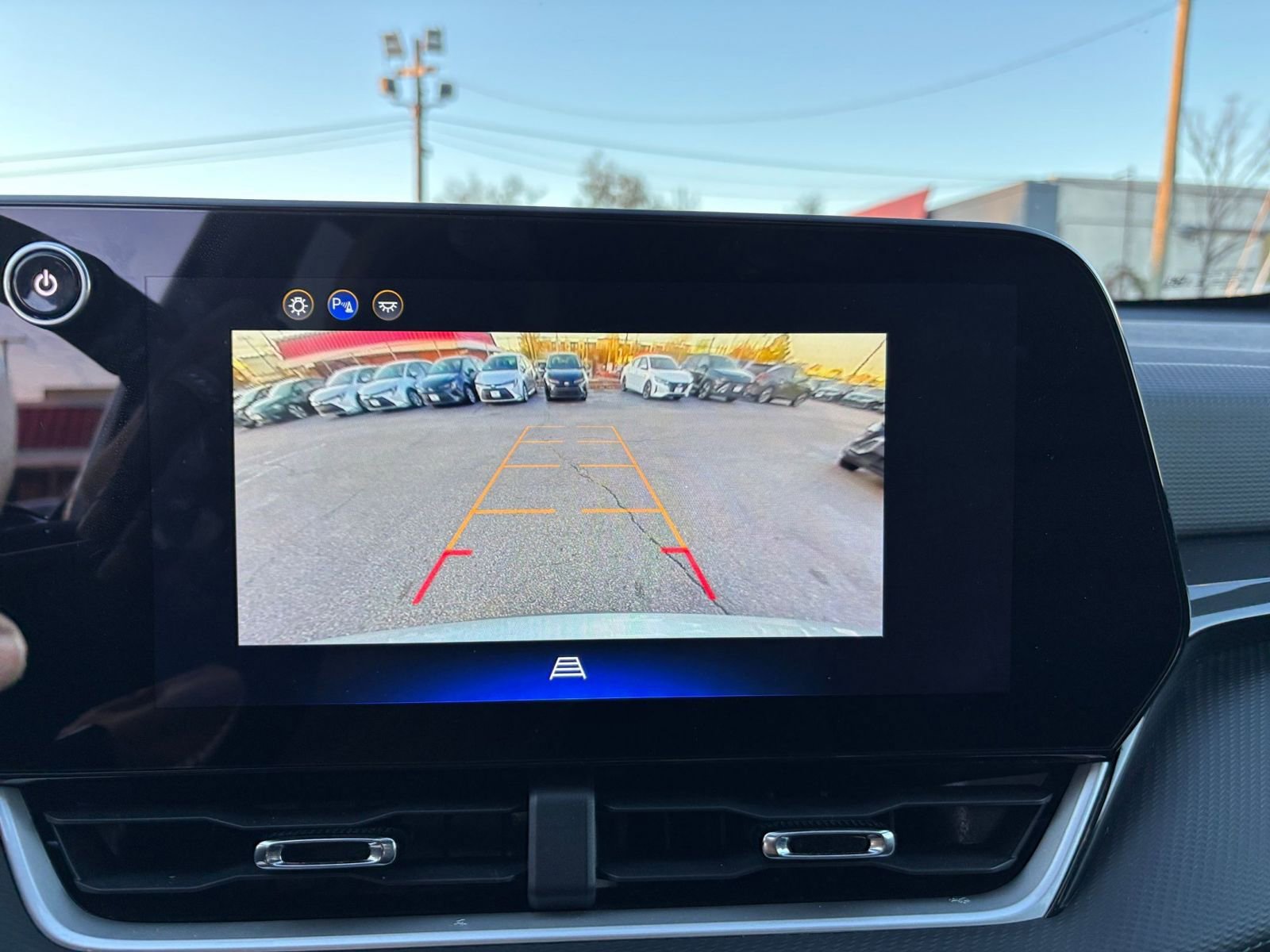 Used 2025 Chevrolet Equinox LT image 17