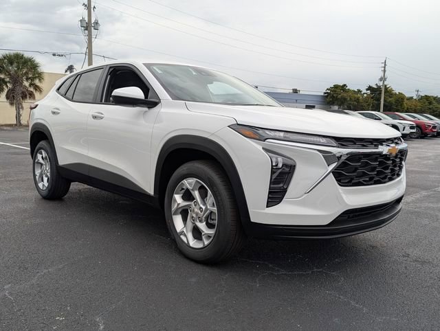 New 2026 Chevrolet Trax LS w/ LS Convenience Package