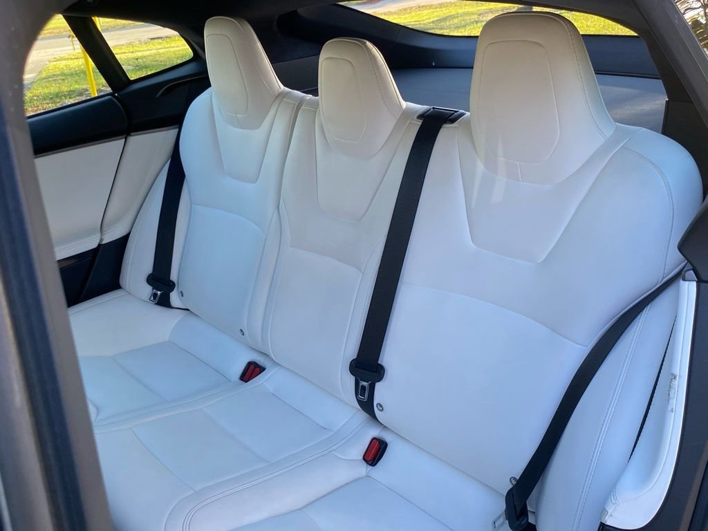 Used 2020 Tesla Model S Long Range Plus image 39
