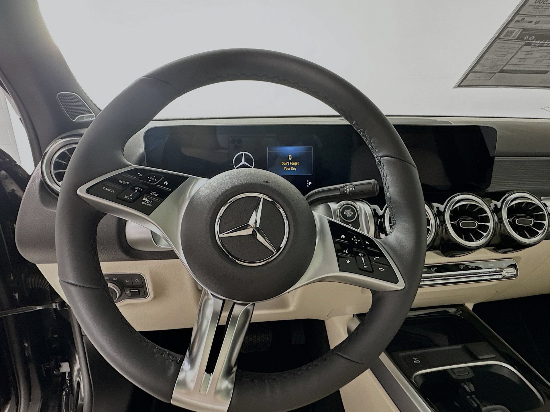 New 2026 Mercedes-Benz GLB 250 image 12