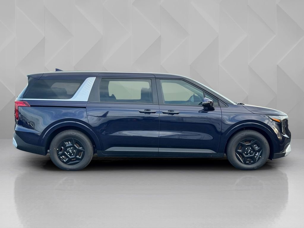 New 2026 Kia Carnival FWD image 4