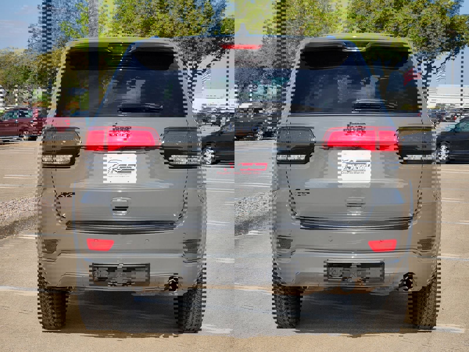 Used 2020 Jeep Grand Cherokee Altitude image 5