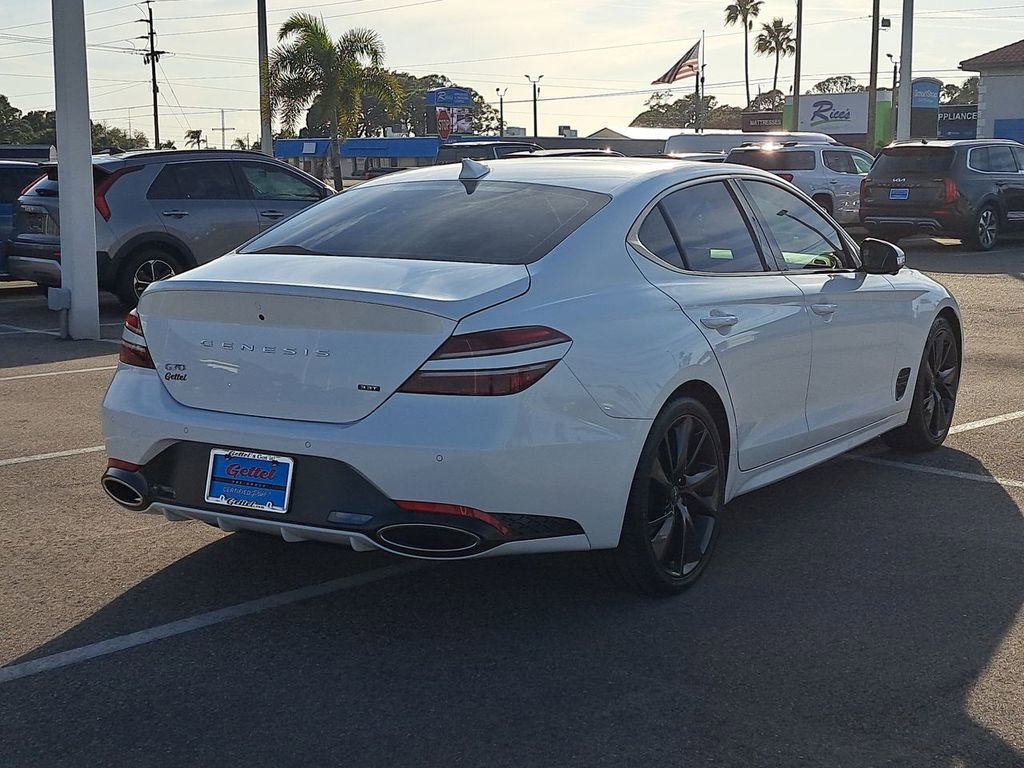 Used 2022 Genesis G70 3.3T image 4
