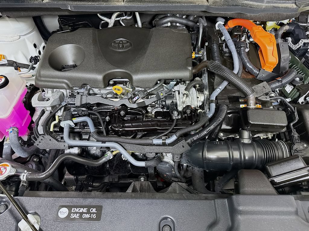 Certified 2025 Toyota Sienna XLE AWD/4WD image 37