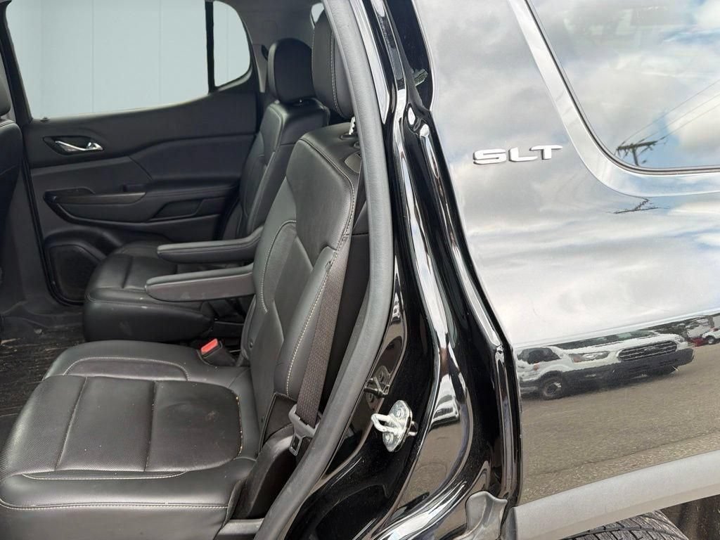 Used 2020 GMC Acadia SLT w/ Premium Package AWD/4WD image 10