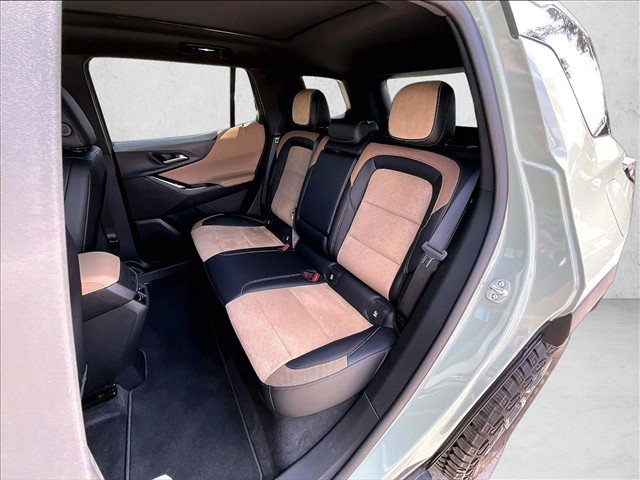Used 2026 Chevrolet Equinox ACTIV FWD image 28