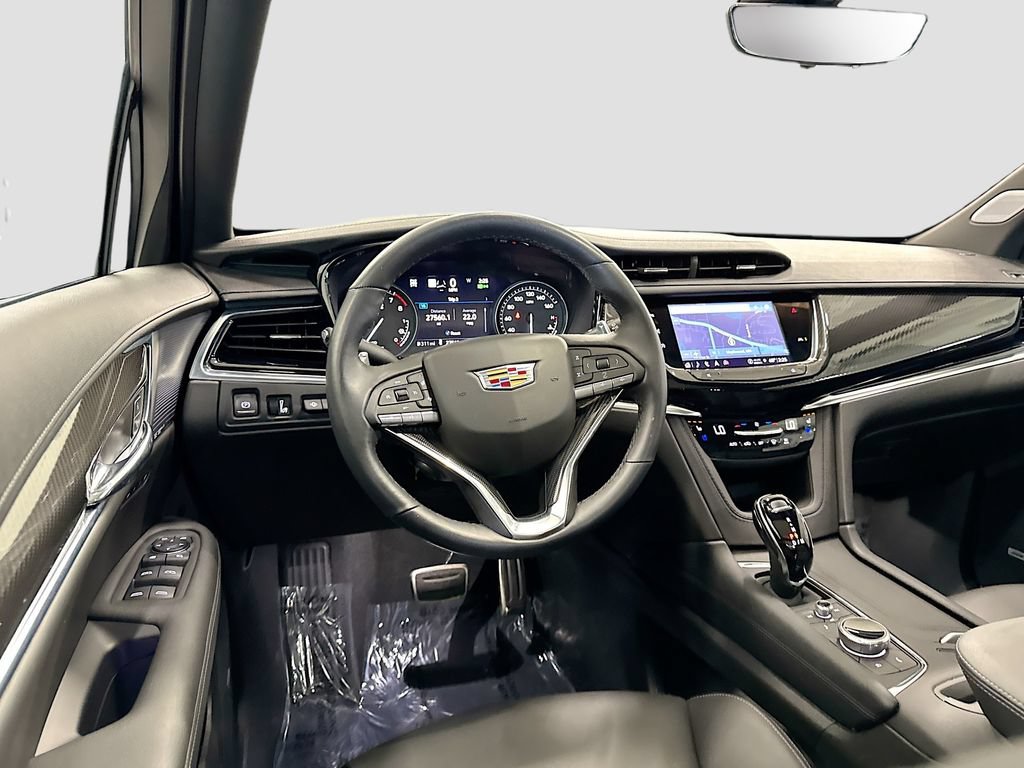 Used 2025 Cadillac XT6 Sport w/ Technology Package AWD/4WD image 26