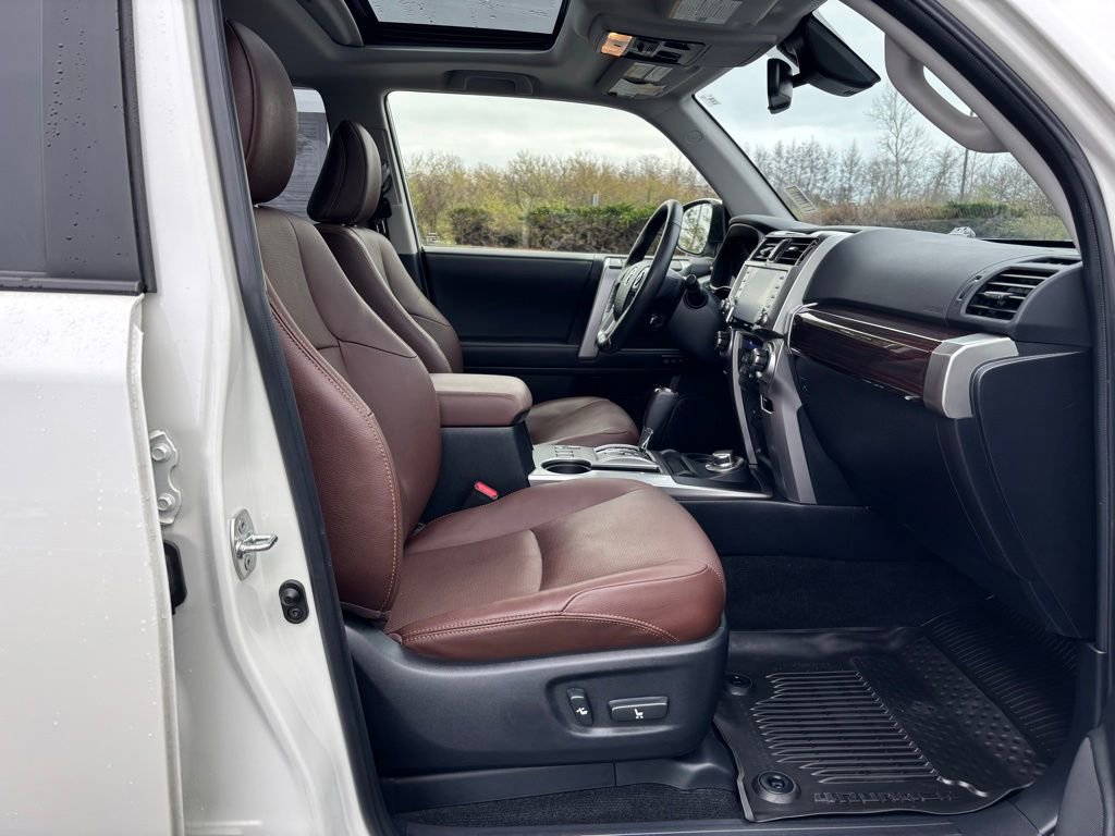 Used 2023 Toyota 4Runner Limited AWD/4WD image 22