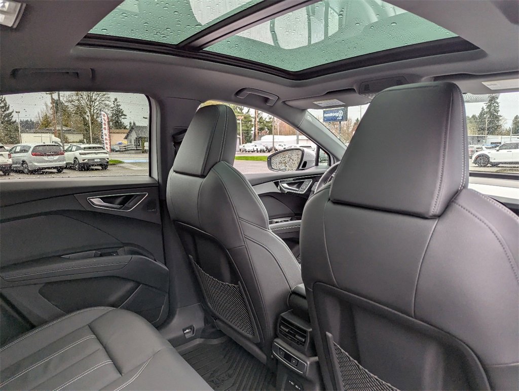 Used 2023 Audi Q4 e-tron Prestige w/ Black Optic Package image 37