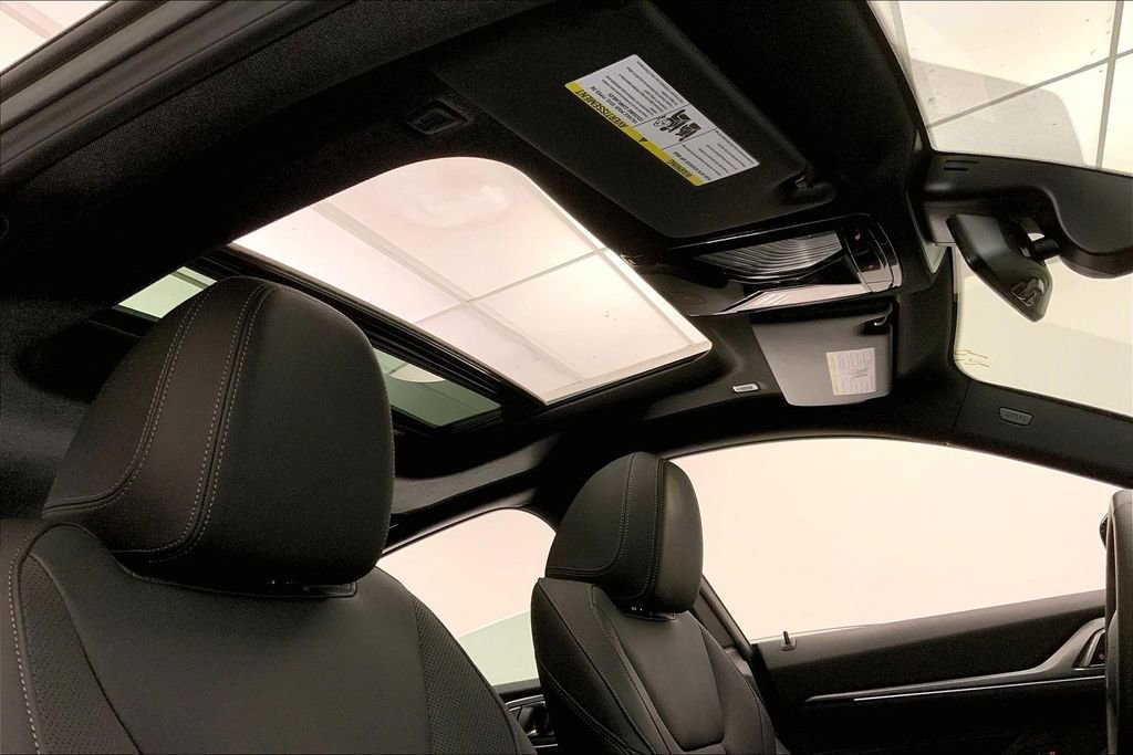 Used 2025 BMW M440i RWD image 26