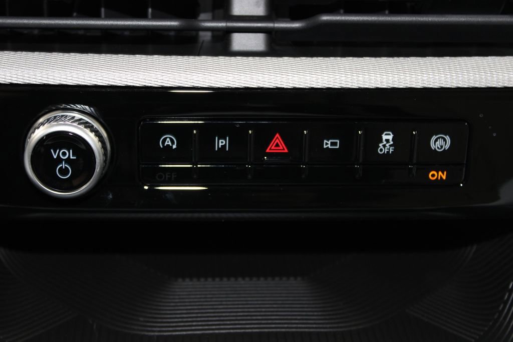 New 2026 Ford Explorer Active RWD image 43