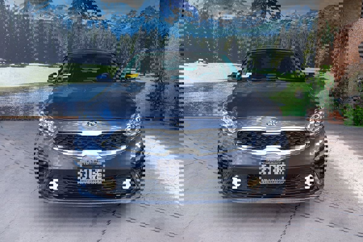 Used 2019 Kia Forte LXS image 2