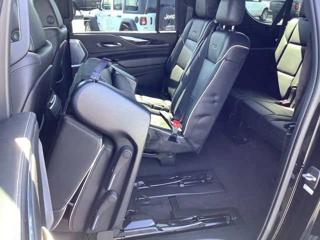 Used 2022 Cadillac Escalade ESV Sport w/ Touring Package image 28