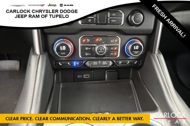 Used 2023 Chevrolet Suburban Premier RWD image 23