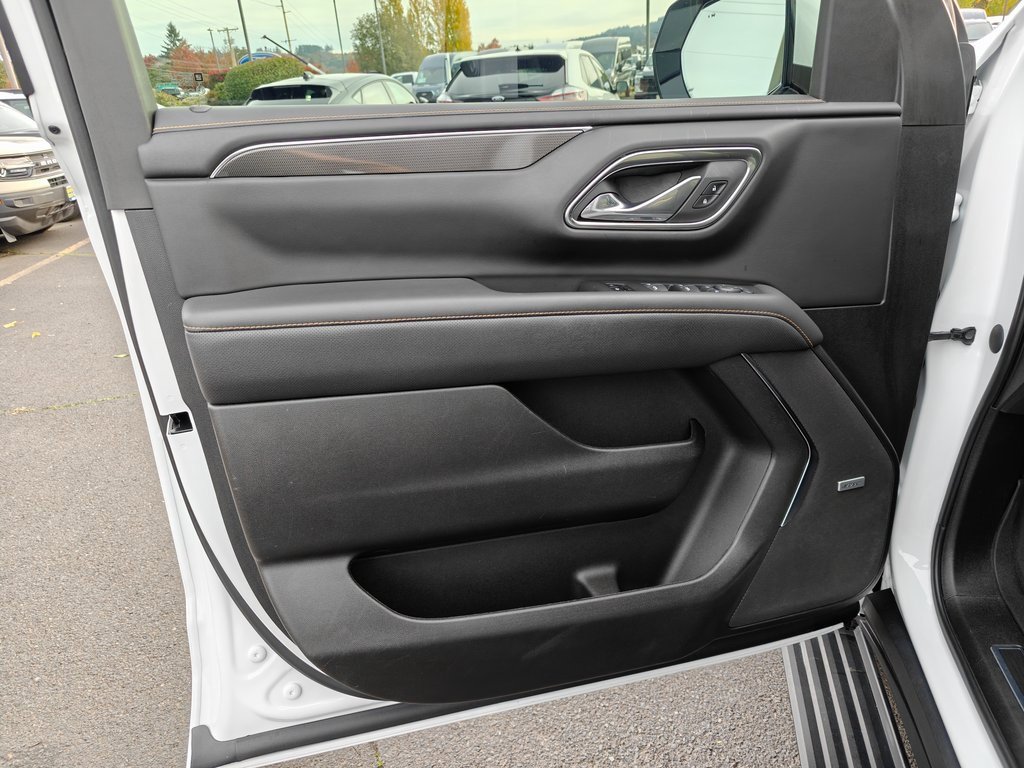 Used 2023 GMC Yukon AT4 w/ AT4 Premium Plus Package image 28