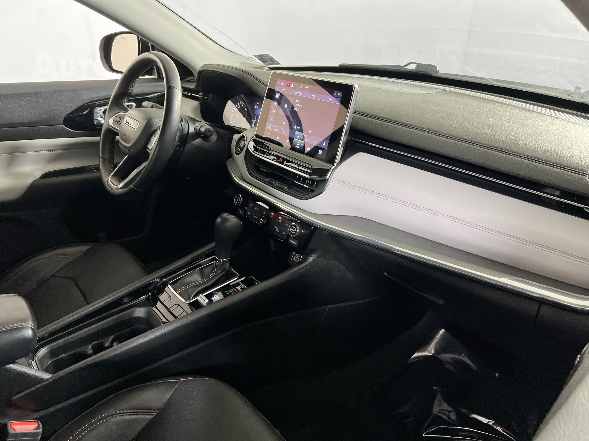 Used 2022 Jeep Compass Limited AWD/4WD image 26