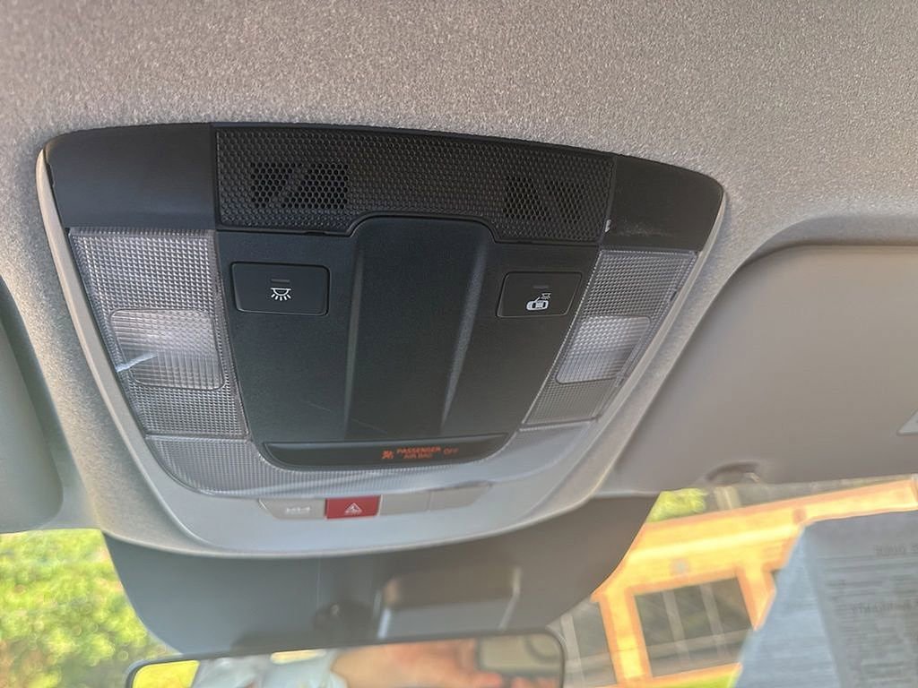 Used 2024 Kia Niro Wind FWD image 25