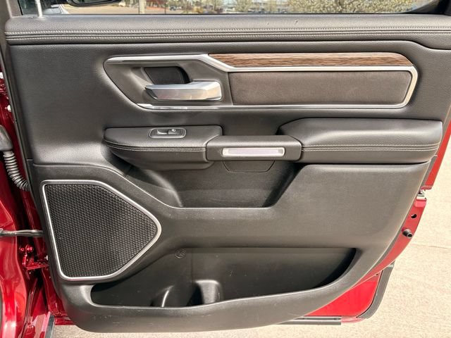 Used 2020 RAM 1500 Laramie AWD/4WD image 33