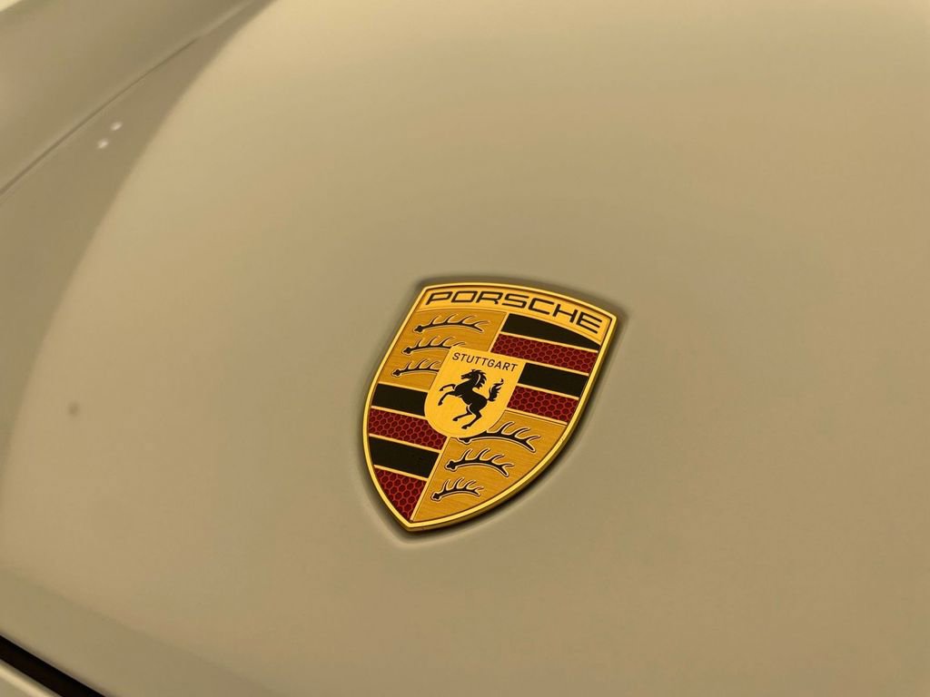 New 2026 Porsche Cayenne Coupe AWD/4WD image 18