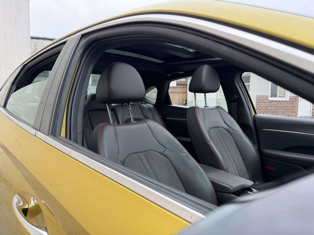 Used 2021 Hyundai Sonata SEL Plus w/ Tech Package FWD image 8