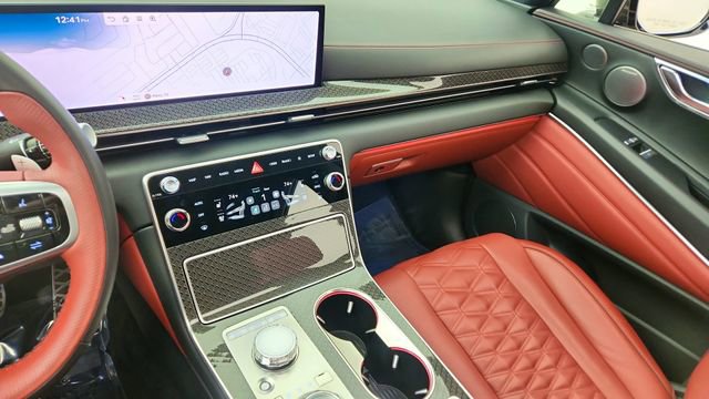 Used 2025 Genesis GV80 3.5T e-SC AWD/4WD image 43