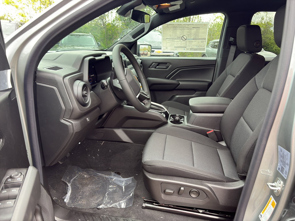 New 2026 Chevrolet Colorado W/T w/ WT Custom Package AWD/4WD image 5