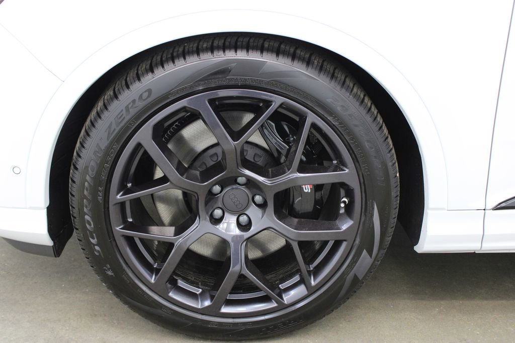 New 2026 Audi SQ7 Premium Plus image 29