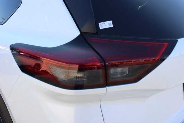 New 2026 Nissan Rogue SV image 7