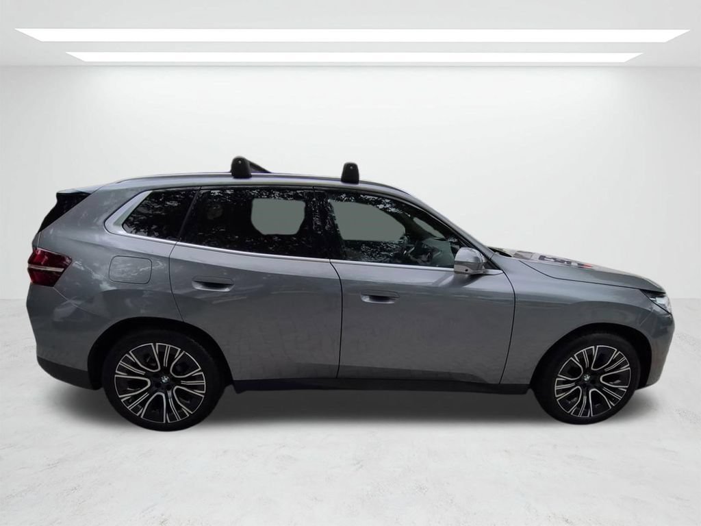 New 2025 BMW X3 xDrive30i w/ Premium Package AWD/4WD image 3