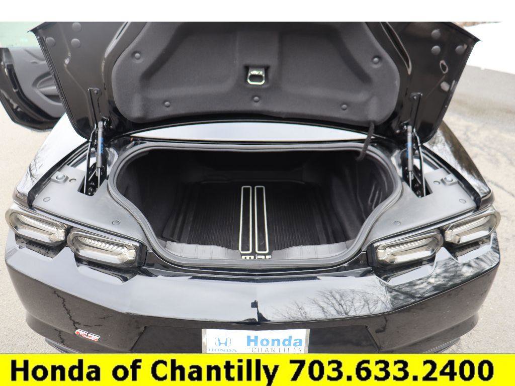 Used 2021 Chevrolet Camaro LT w/ RS Package image 17