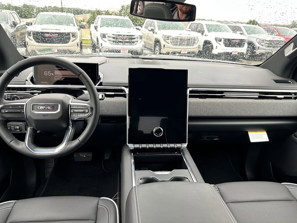 New 2026 GMC Sierra EV Elevation w/ LPO, Elevation Dark Package AWD/4WD image 29