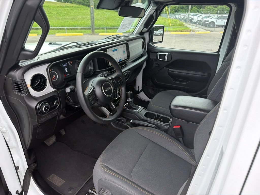 Used 2024 Jeep Wrangler Unlimited Sport AWD/4WD image 12