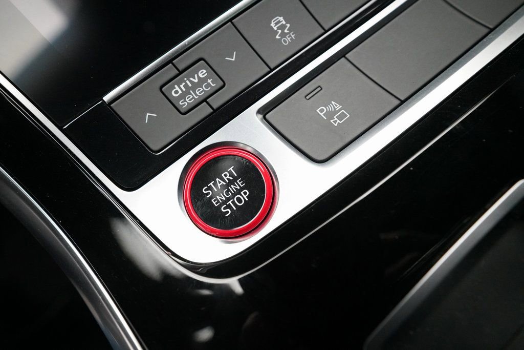 Used 2021 Audi SQ8 Premium Plus w/ Luxury Package image 32