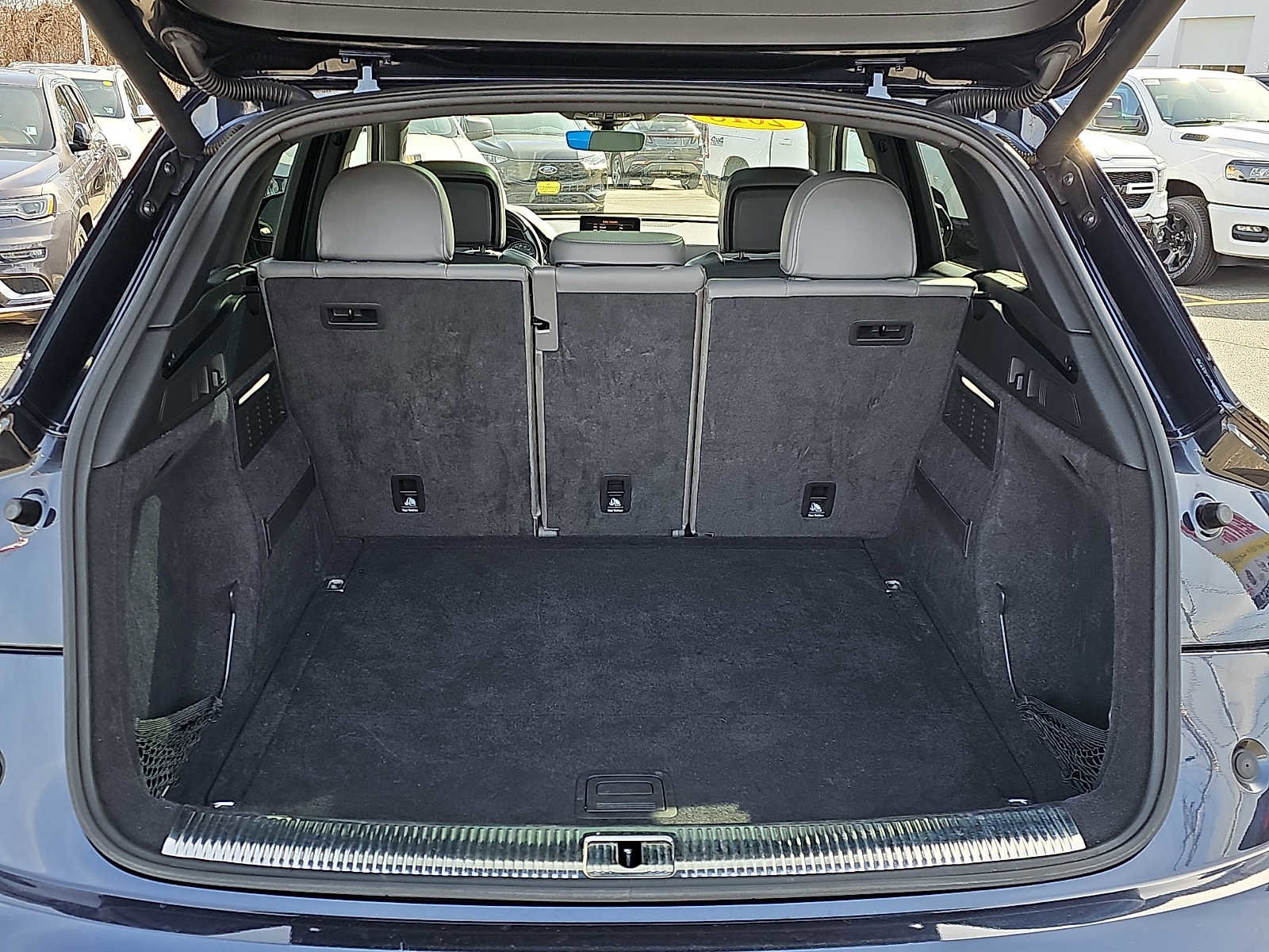 Used 2018 Audi SQ5 Premium Plus image 33