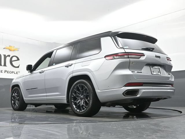 Used 2023 Jeep Grand Cherokee L Summit AWD/4WD image 5