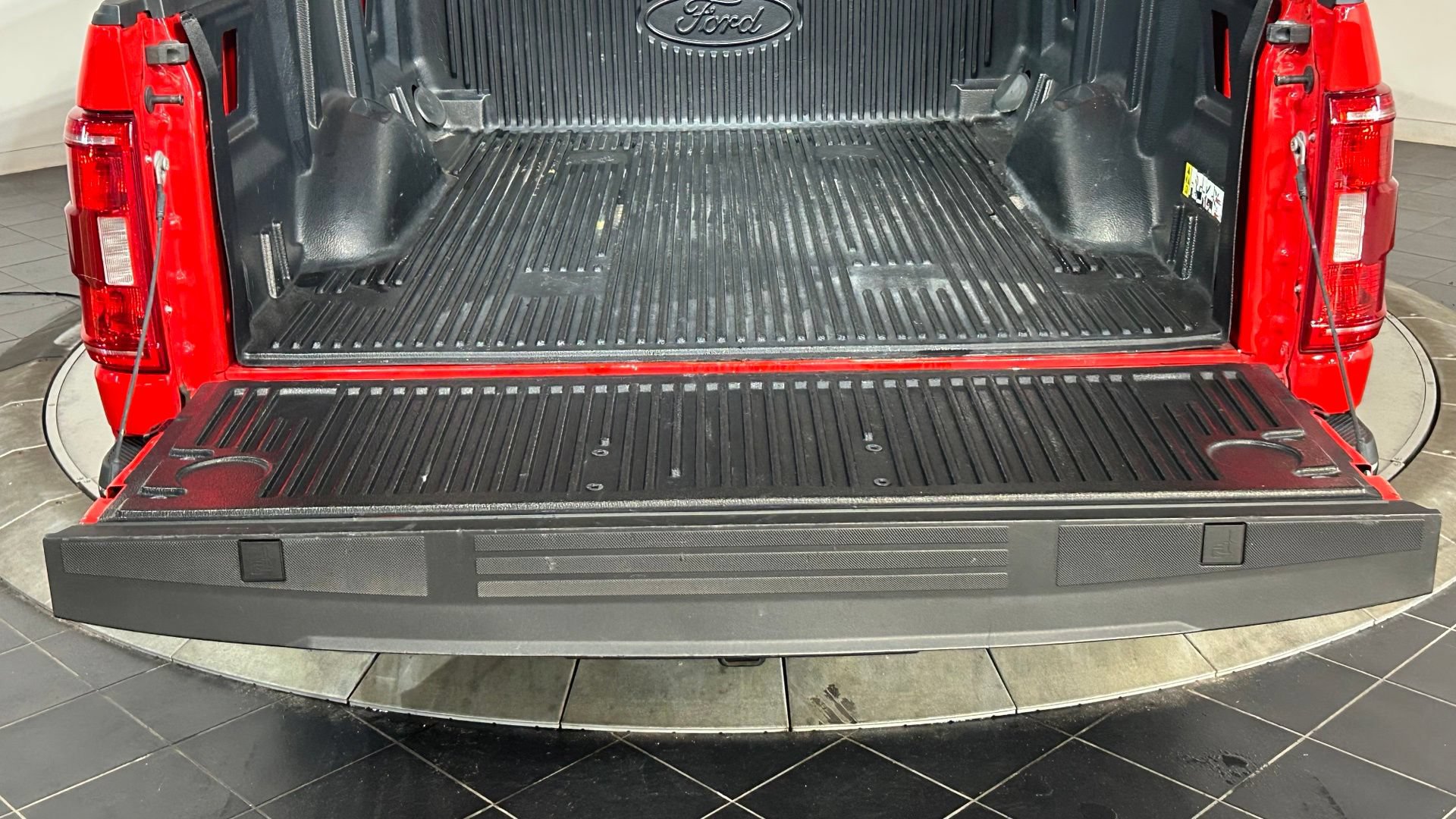 Used 2022 Ford F150 XLT RWD image 25