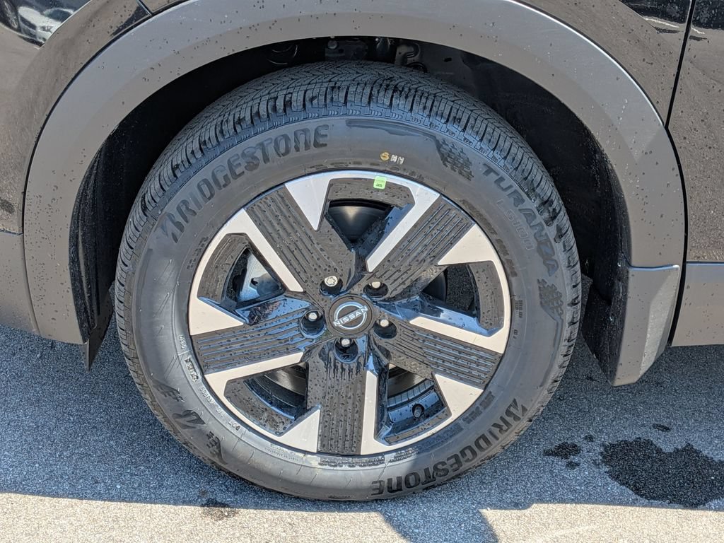 New 2026 Nissan Kicks SV w/ SV Premium Package AWD/4WD image 10