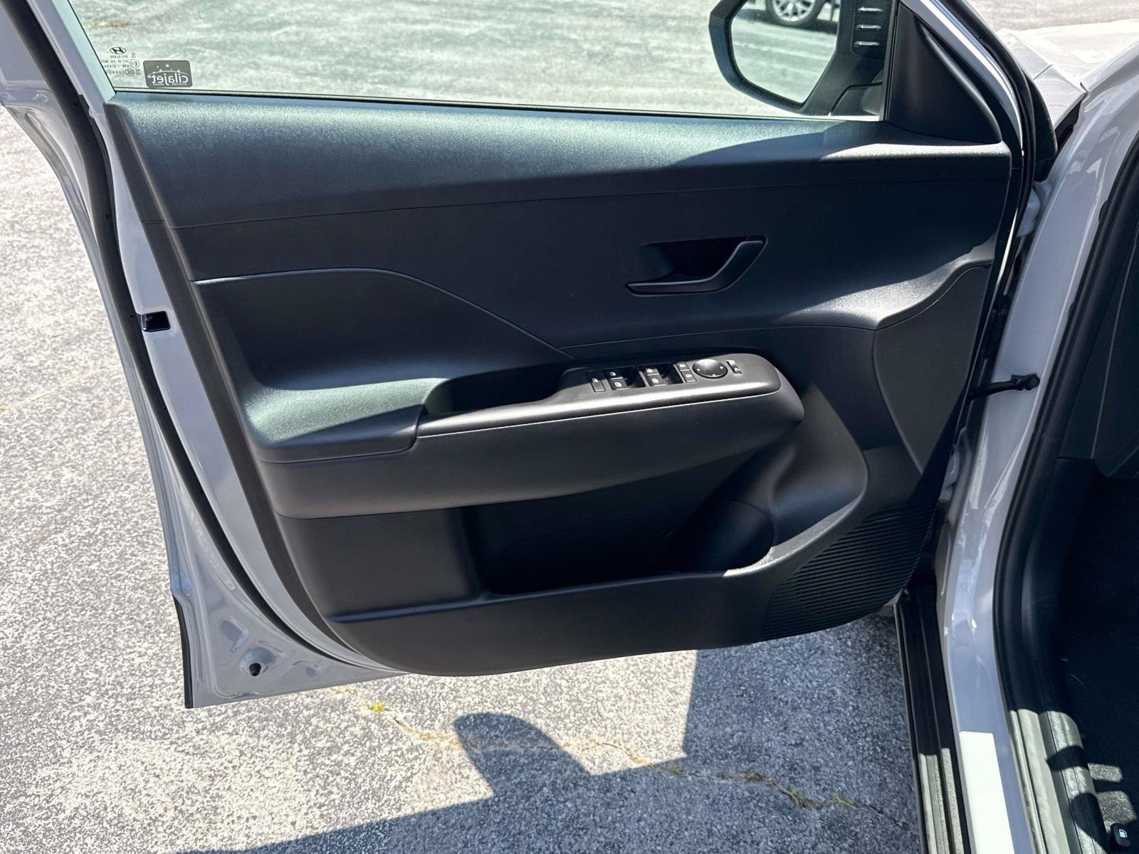 New 2026 Hyundai Kona SEL Sport AWD/4WD image 8
