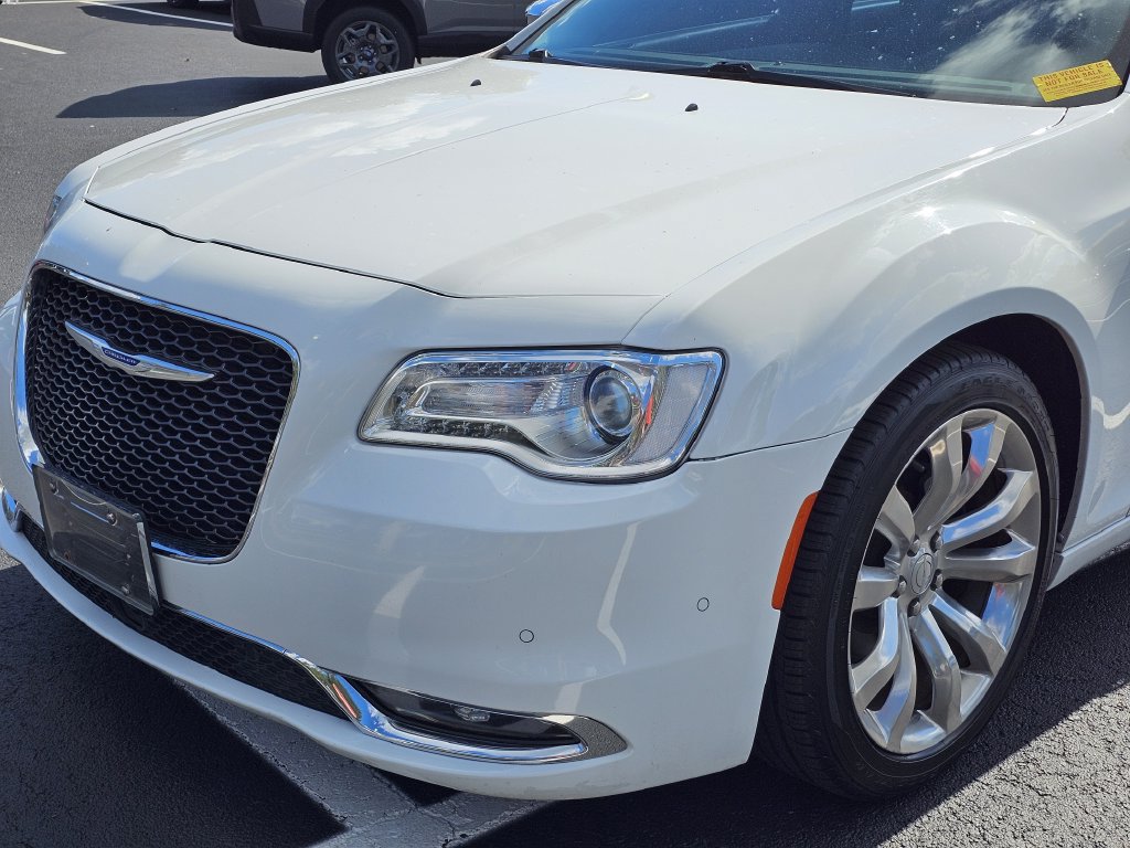 Used 2018 Chrysler 300 Limited w/ Safetytec Plus Group RWD image 6