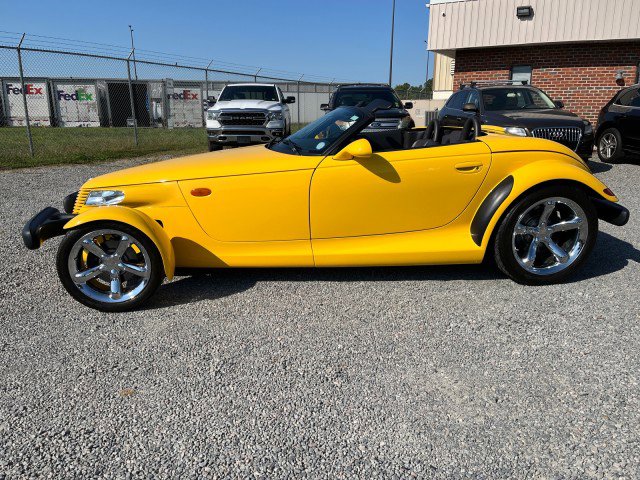 Used 2002 Chrysler Prowler image 12