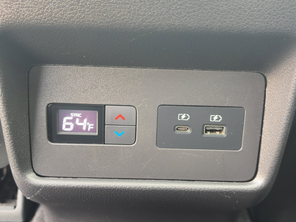 Used 2023 Nissan Rogue SL w/ SL Premium Package image 36