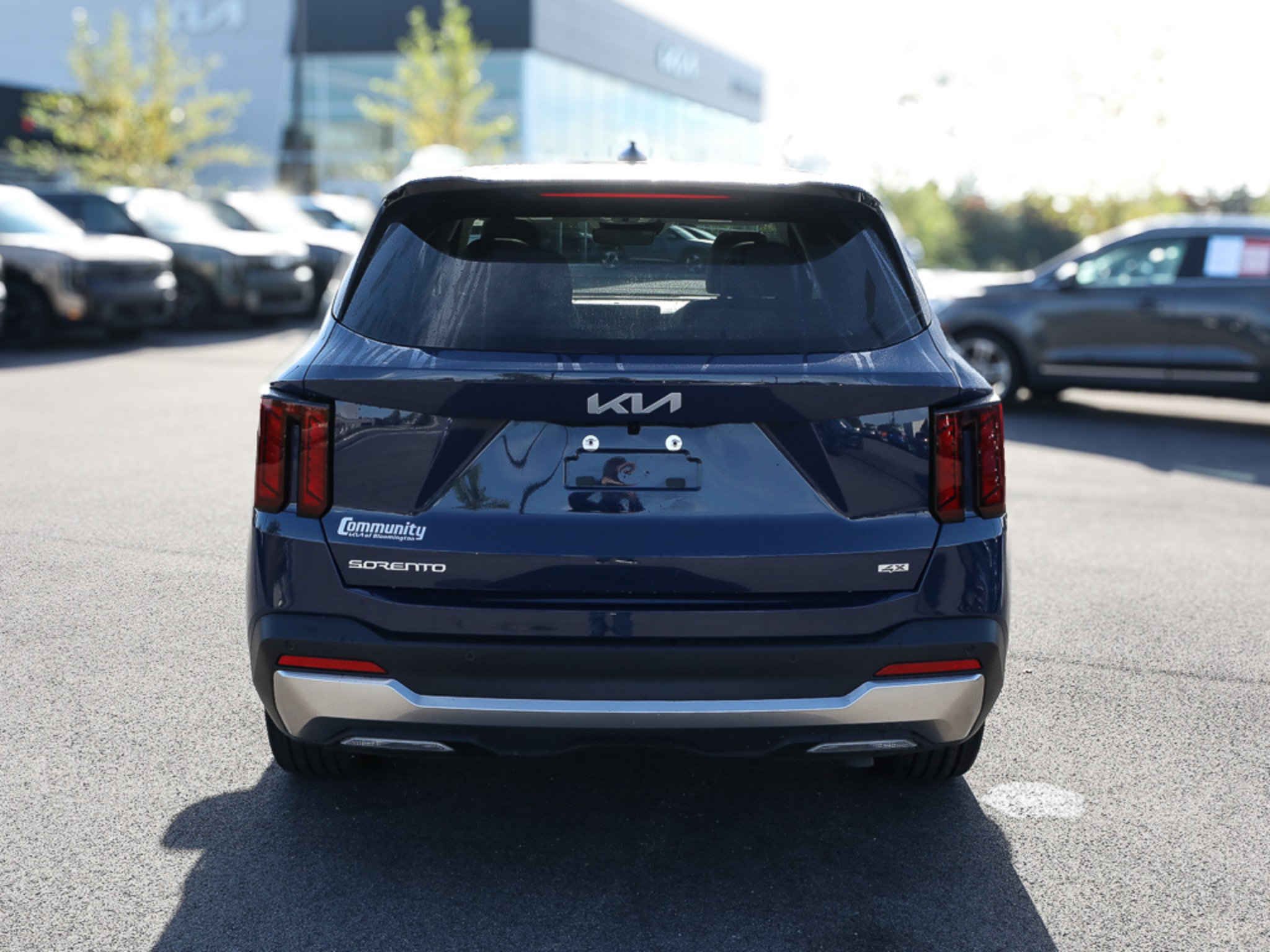 Certified 2025 Kia Sorento EX w/ Panoramic Sunroof Package AWD/4WD image 5
