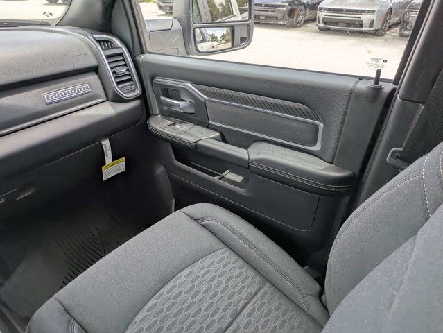 New 2026 RAM 3500 Big Horn AWD/4WD image 17