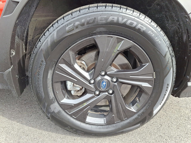 Certified 2024 Subaru Crosstrek 2.0i image 9