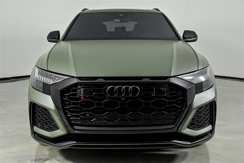 Used 2023 Audi RS Q8 AWD/4WD image 4