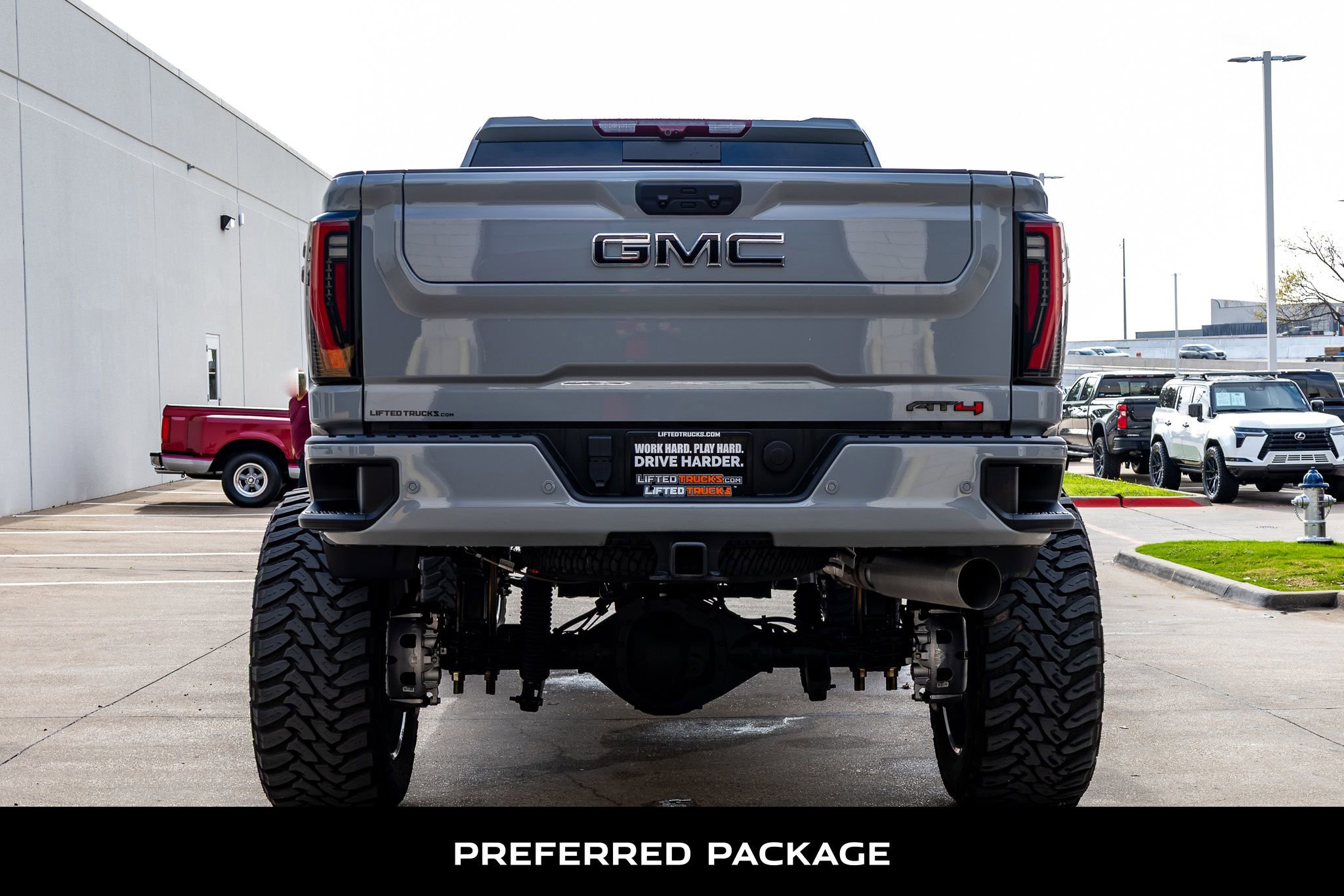 Used 2024 GMC Sierra 2500 AT4 w/ AT4 Premium Plus Package image 7