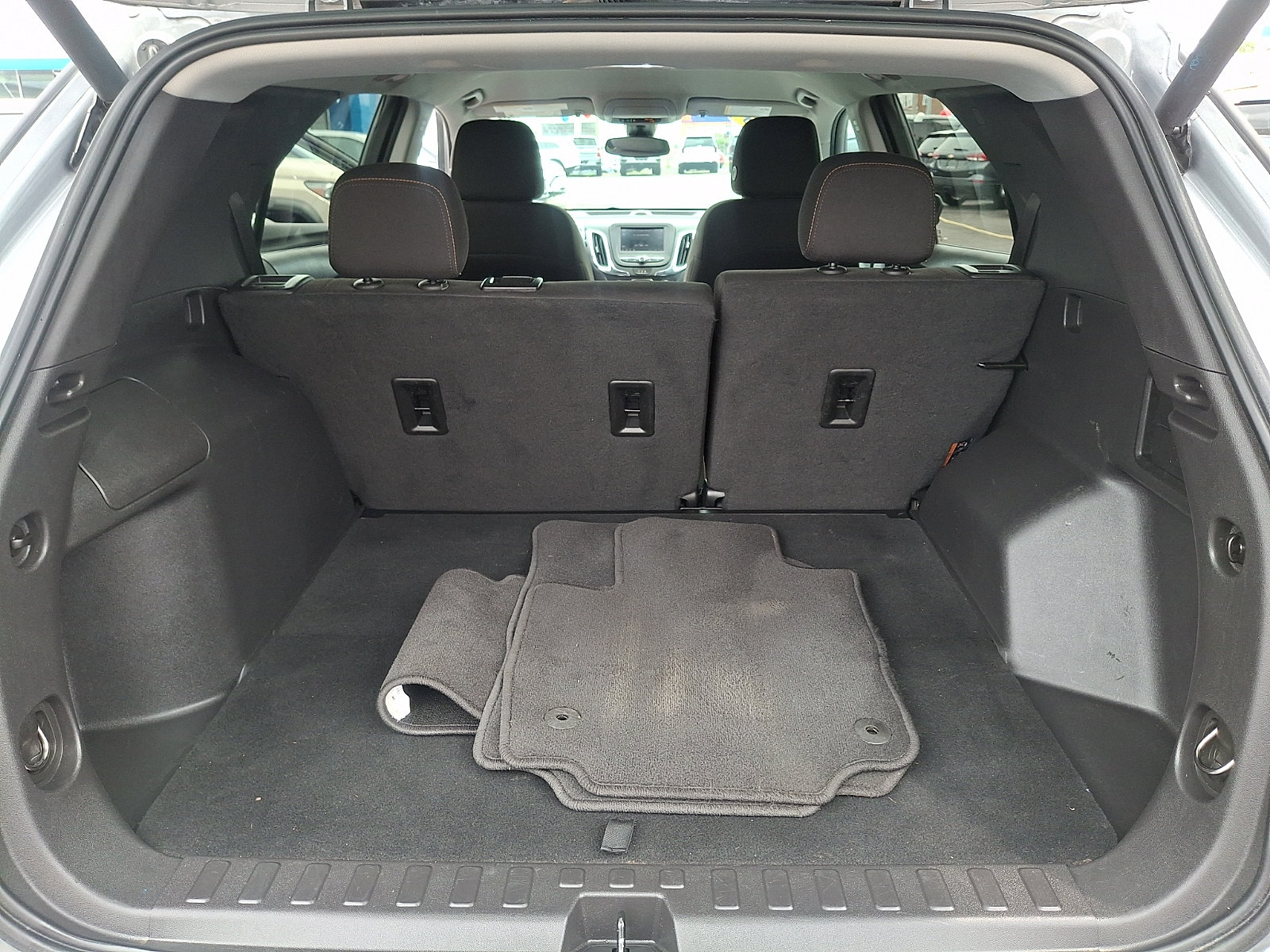 Used 2023 Chevrolet Equinox LT AWD/4WD image 28