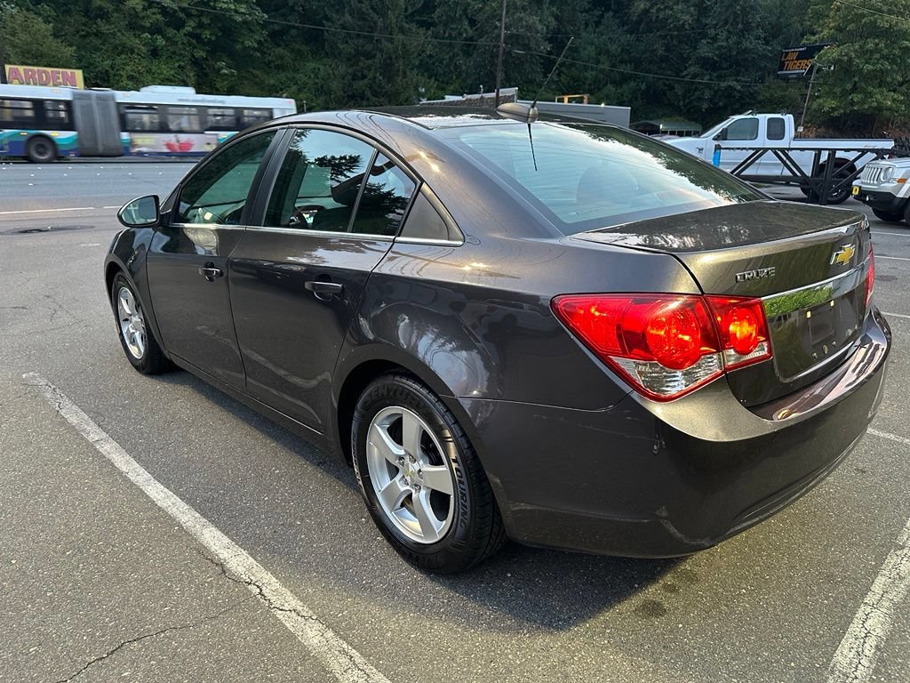Used 2015 Chevrolet Cruze LT w/ Sun And Sound Package FWD image 7