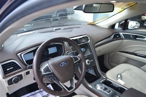 Used 2017 Ford Fusion Platinum AWD/4WD image 13